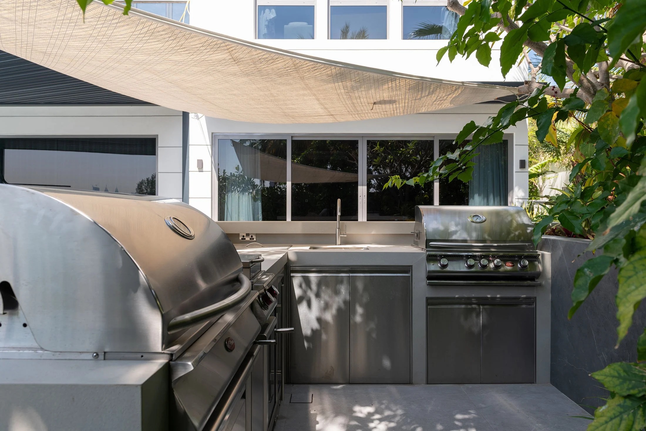 The Ultimate Guide To Designing Your Dream Outdoor Gourmet Kitchen